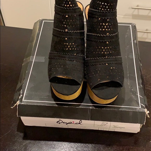 Wedges - Picture 4 of 4